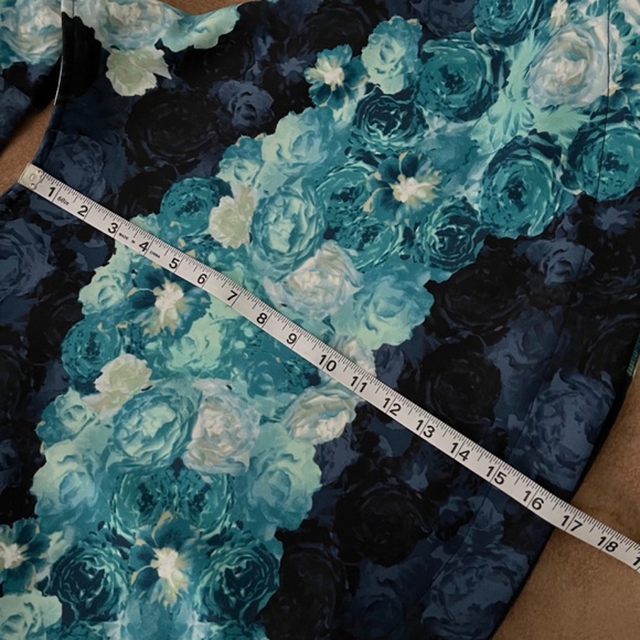 TEEZE ME Prom / Homecoming Dress Size 1/2 - Picture 14 of 16